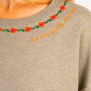 Natural Life Embroidered Sweatshirt Tunic! Small/Medium! Olive! Great Condition!